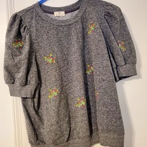 Anthropologie Short Sleeve jumper.  Size XL.  GRAY/FLORAL